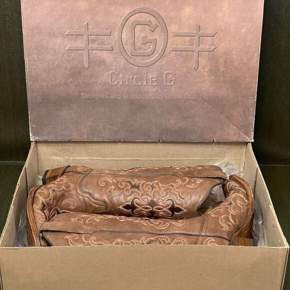 Circle H Brown Distressed Bone Dragon Embroidered Western Leather Boots Size 6.5 - Picture 2 of 14